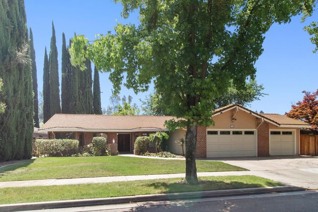 1246 Paseo Redondo Dr, Merced, CA 95348