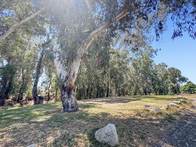 1246 Paseo Redondo Dr, Merced, CA 95348