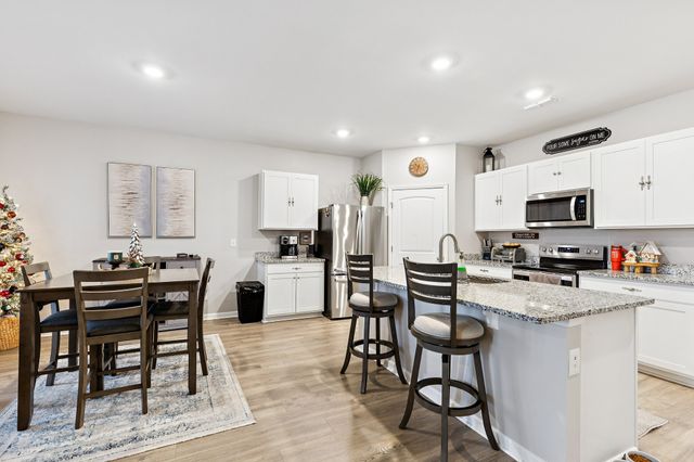 141 Olivia Cir, Chapel Hill, TN 37034