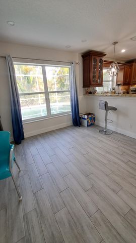 7021 Galleon Cove, Riviera Beach, FL 33418