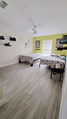 7021 Galleon Cove, Riviera Beach, FL 33418