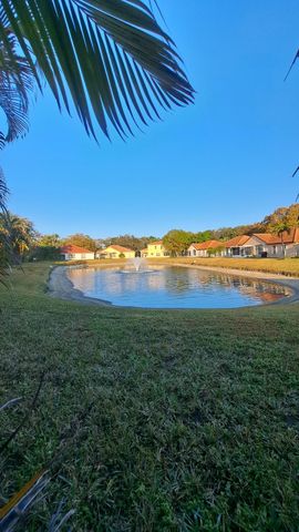 7021 Galleon Cove, Riviera Beach, FL 33418