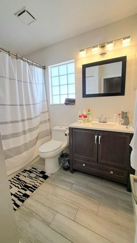 7021 Galleon Cove, Riviera Beach, FL 33418