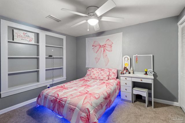 6608 Magnolia St, Milton, FL 32570