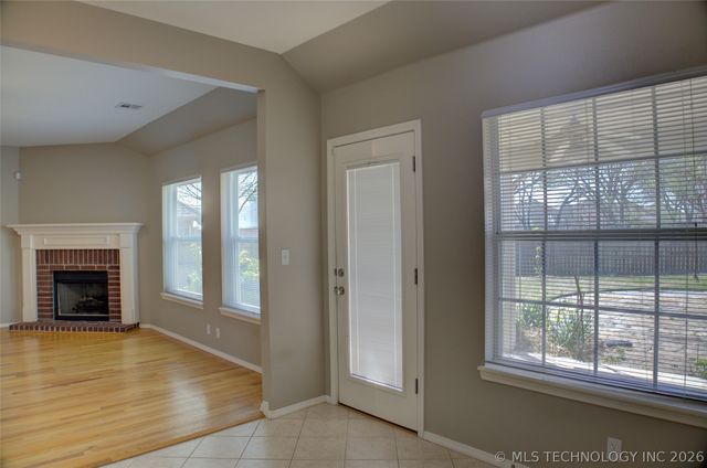 4812 S 195th East Avenue, Broken Arrow, OK 74014