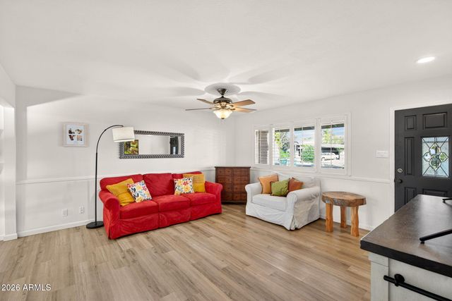 2142 W Meadow Drive, Phoenix, AZ 85023