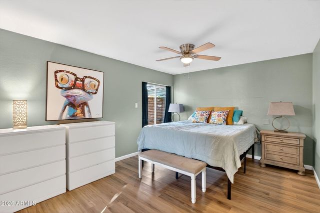 2142 W Meadow Drive, Phoenix, AZ 85023