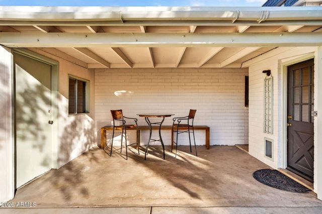 2142 W Meadow Drive, Phoenix, AZ 85023
