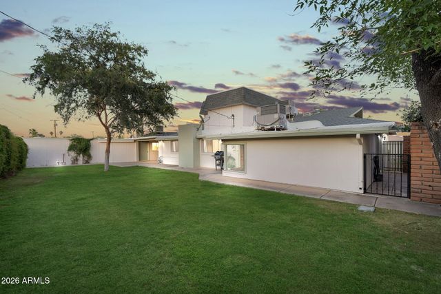 2142 W Meadow Drive, Phoenix, AZ 85023