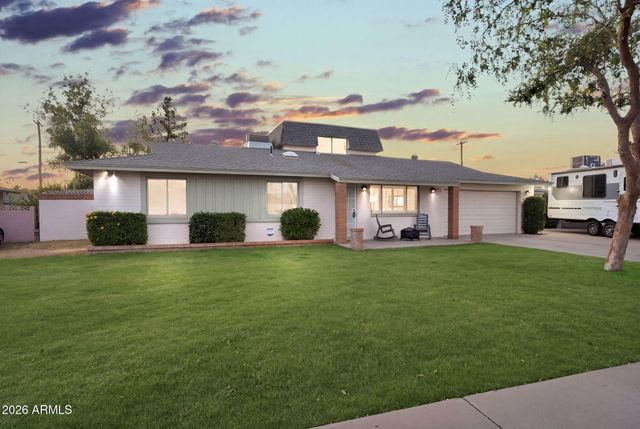 2142 W Meadow Drive, Phoenix, AZ 85023