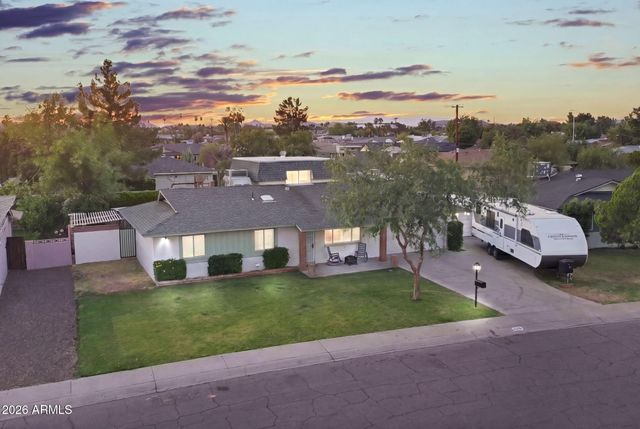 2142 W Meadow Drive, Phoenix, AZ 85023