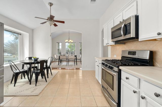 100 Pecanwood S, Kyle, TX 78640