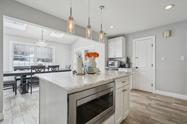 25 NATHAN WAY, Wayne, NJ 07470