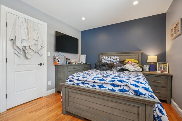 25 NATHAN WAY, Wayne, NJ 07470