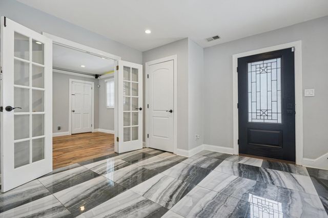 25 NATHAN WAY, Wayne, NJ 07470