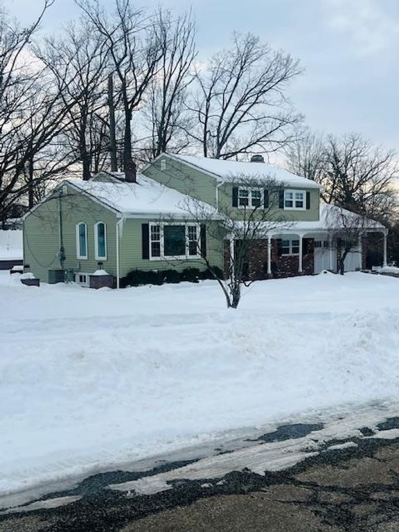 25 NATHAN WAY, Wayne, NJ 07470