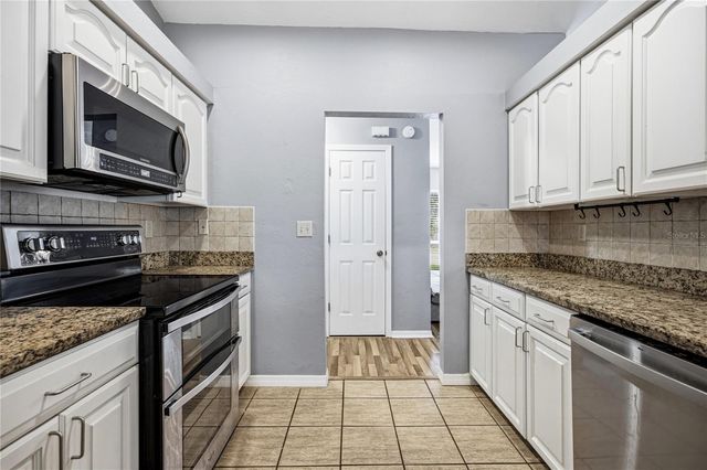 11624 NW 13TH LANE, Gainesville, FL 32606