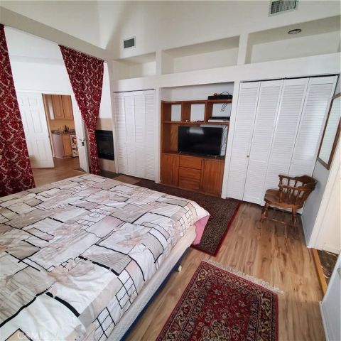 12944 Woodbridge Street, Studio City, CA 91604