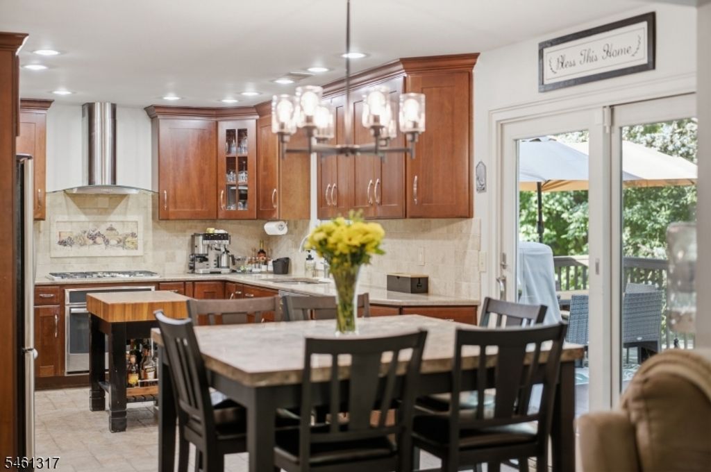 18 Metro Vista Dr, Hawthorne Boro, NJ 07506 — photo 5