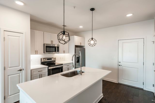1677 54th Ave N Apt 438, Nashville, TN 37209