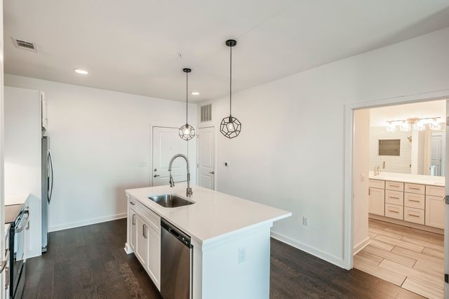 1677 54th Ave N Apt 438, Nashville, TN 37209