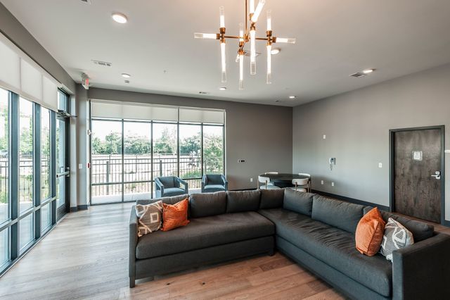 1677 54th Ave N Apt 438, Nashville, TN 37209