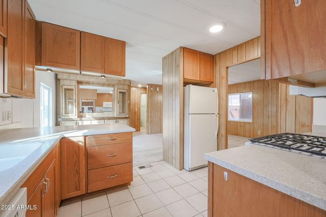 10951 N 91st Avenue 61, Peoria, AZ 85345