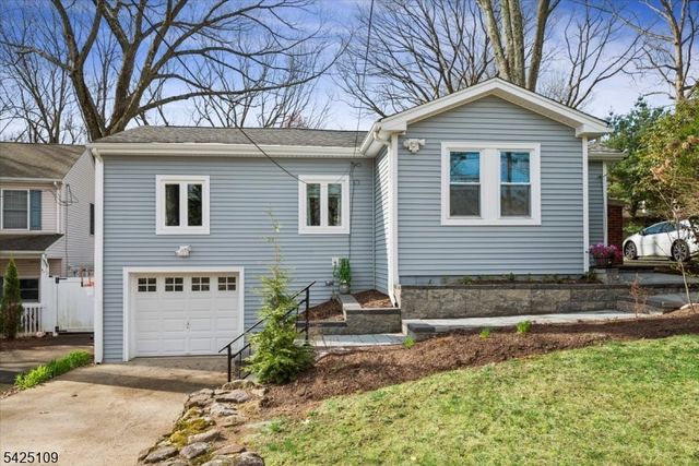 11 Oakdale Rd, Parsippany-troy Hills Twp., NJ 07834