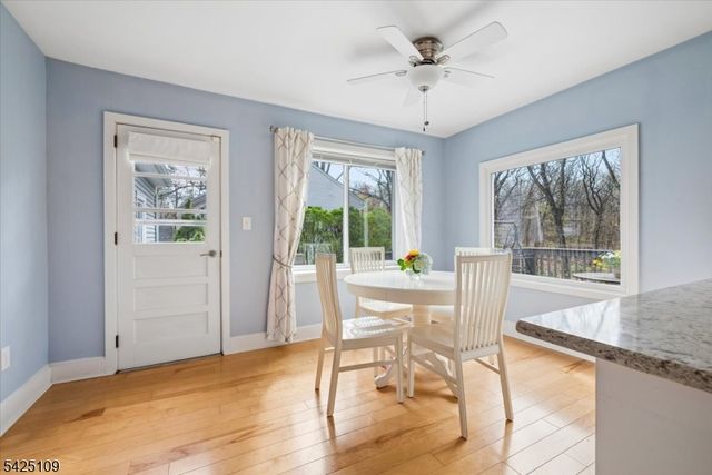 11 Oakdale Rd, Parsippany-troy Hills Twp., NJ 07834