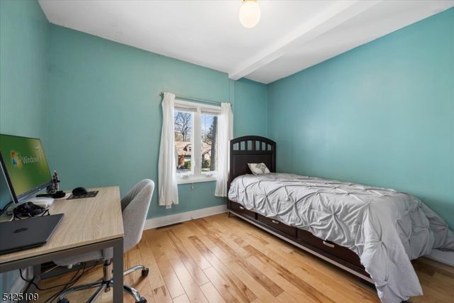 11 Oakdale Rd, Parsippany-troy Hills Twp., NJ 07834