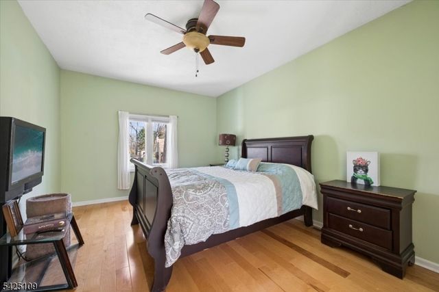 11 Oakdale Rd, Parsippany-troy Hills Twp., NJ 07834