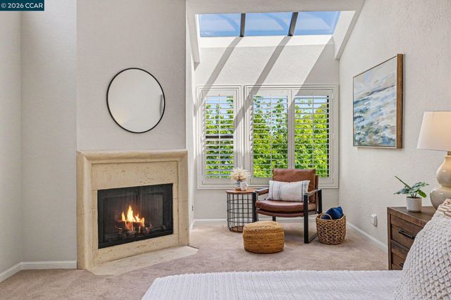 1827 Lamplight Court, Walnut Creek, CA 94597