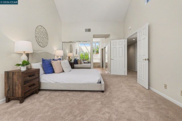 1827 Lamplight Court, Walnut Creek, CA 94597