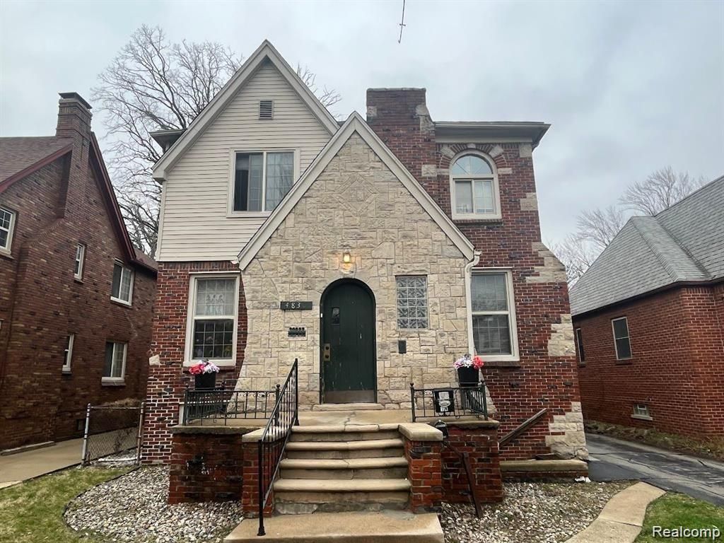 4830 Grayton, Detroit, MI 48224