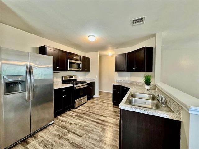 11516 Ruger Road, Yukon, OK 73099