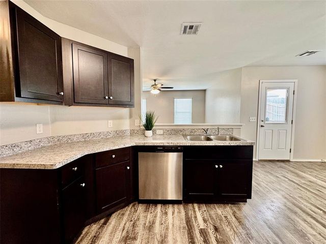 11516 Ruger Road, Yukon, OK 73099