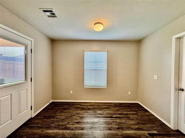 11516 Ruger Road, Yukon, OK 73099