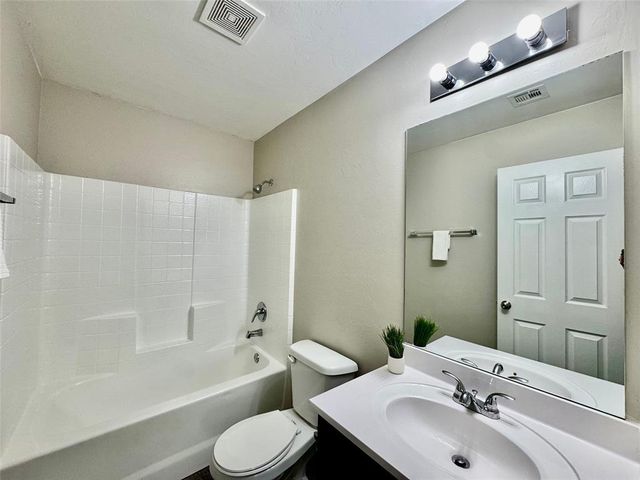 11516 Ruger Road, Yukon, OK 73099