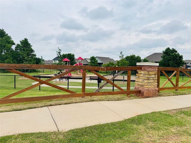 11516 Ruger Road, Yukon, OK 73099