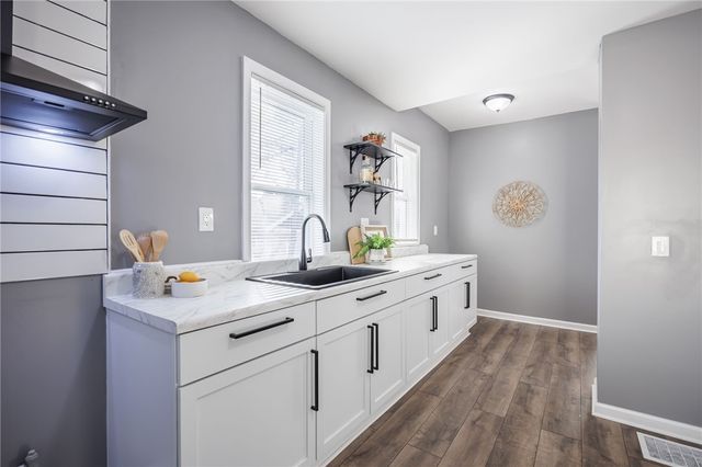 255 Melville Street, Rochester, NY 14609