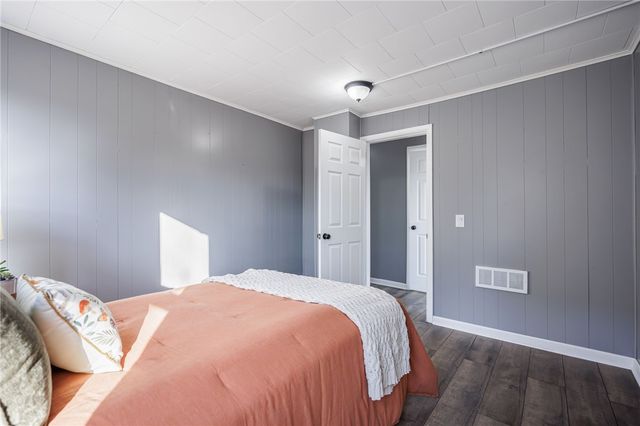 255 Melville Street, Rochester, NY 14609