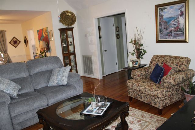 1170 Hanging Rock Road, Boiling Springs, SC 29316