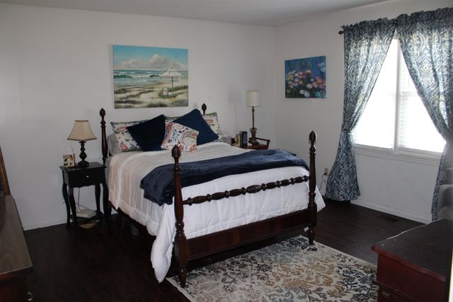 1170 Hanging Rock Road, Boiling Springs, SC 29316