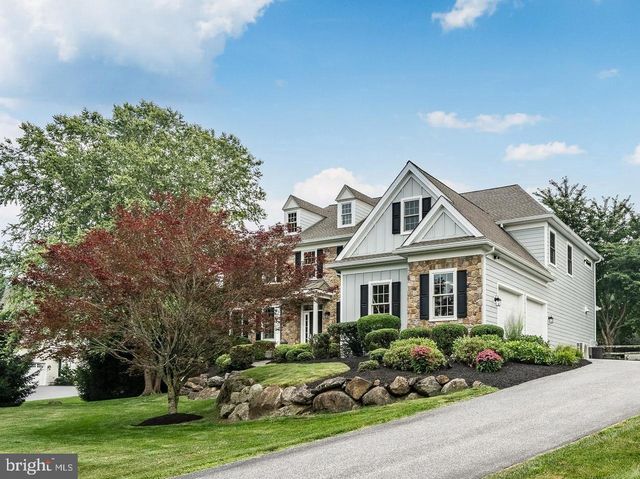 1040 BRICK HOUSE FARM LN, Newtown Square, PA 19073