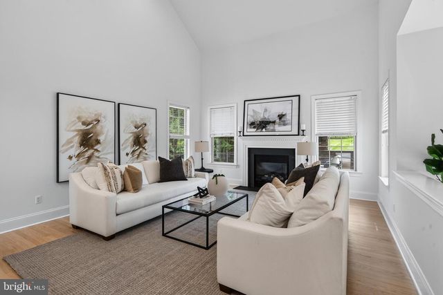 1040 BRICK HOUSE FARM LN, Newtown Square, PA 19073