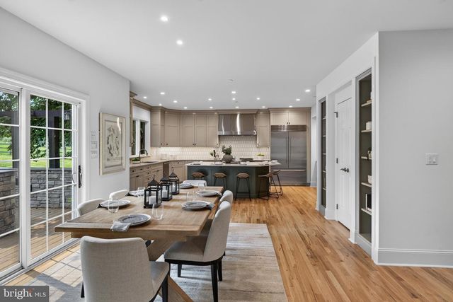 1040 BRICK HOUSE FARM LN, Newtown Square, PA 19073