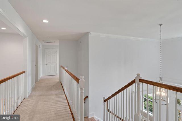 1040 BRICK HOUSE FARM LN, Newtown Square, PA 19073