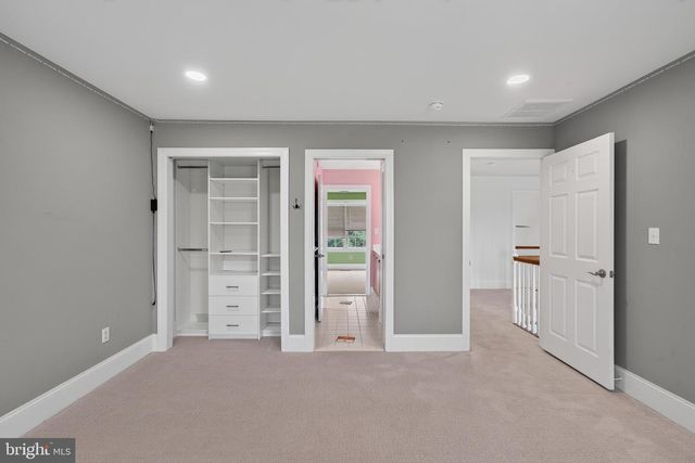 1040 BRICK HOUSE FARM LN, Newtown Square, PA 19073