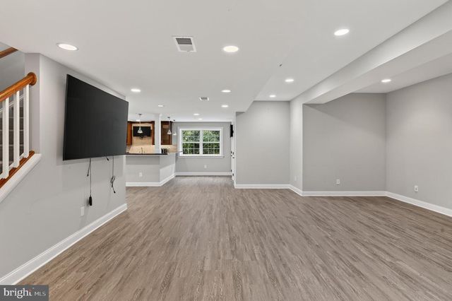 1040 BRICK HOUSE FARM LN, Newtown Square, PA 19073