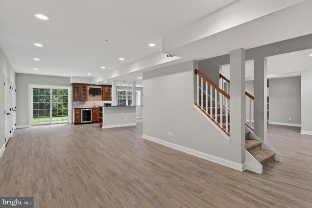 1040 BRICK HOUSE FARM LN, Newtown Square, PA 19073